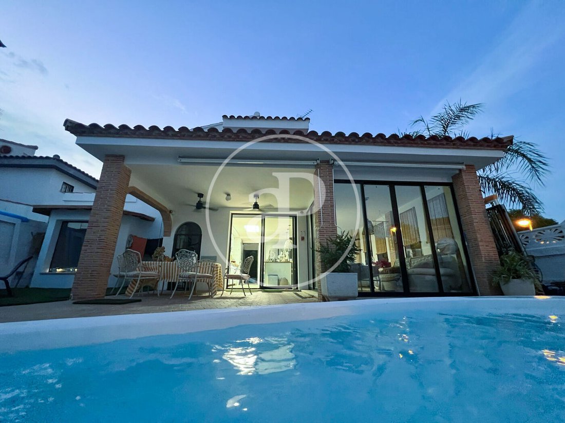 Villa in Riba-roja de Turia, Valencian Community, Spain 1 - 18230868