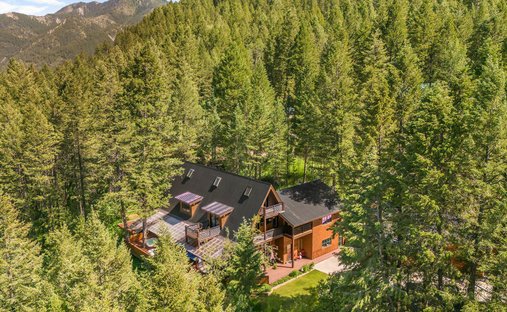 House in Alpine, Wyoming, United States 1