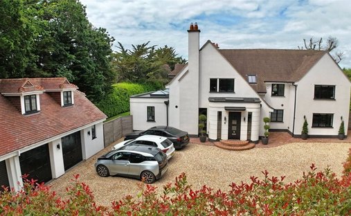 House in Milford on Sea, England 1