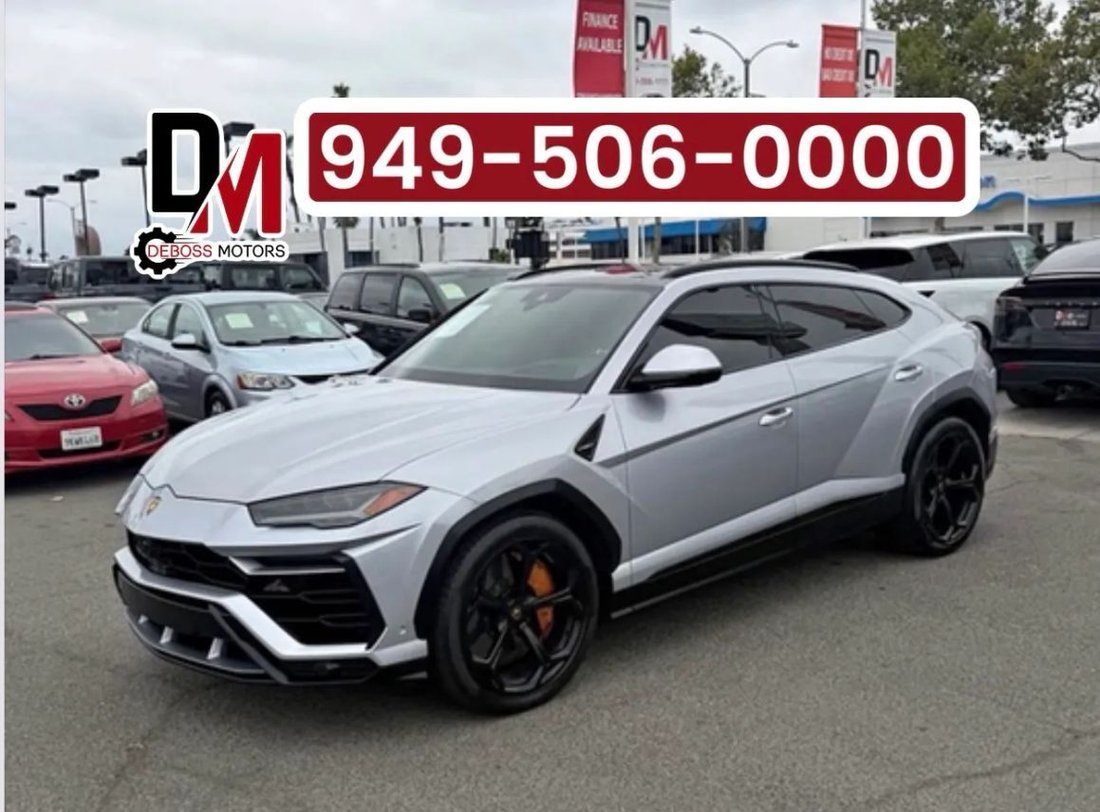 Suv in Costa Mesa, CA, United States 1 - 17877397