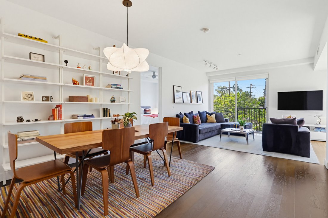Condo in Los Angeles, California, United States 2 - 18230337