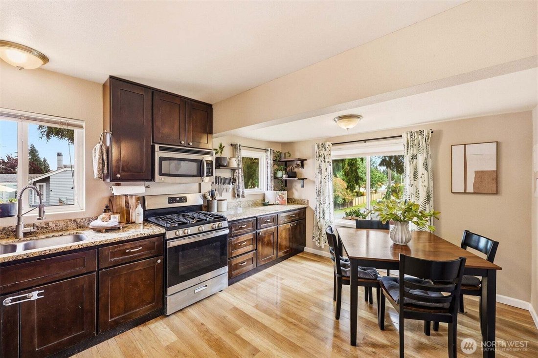 House in Milton, Washington, United States 5 - 18233338