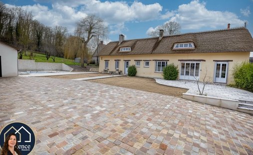 House in Saint-Martin-de-Nigelles, Centre-Val de Loire, France 1