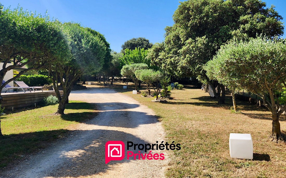 Villa in Uzès, Occitania, France 1 - 18190501