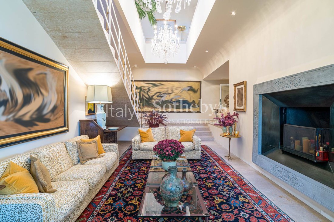House in Cene, Lombardy, Italy 5 - 16776072
