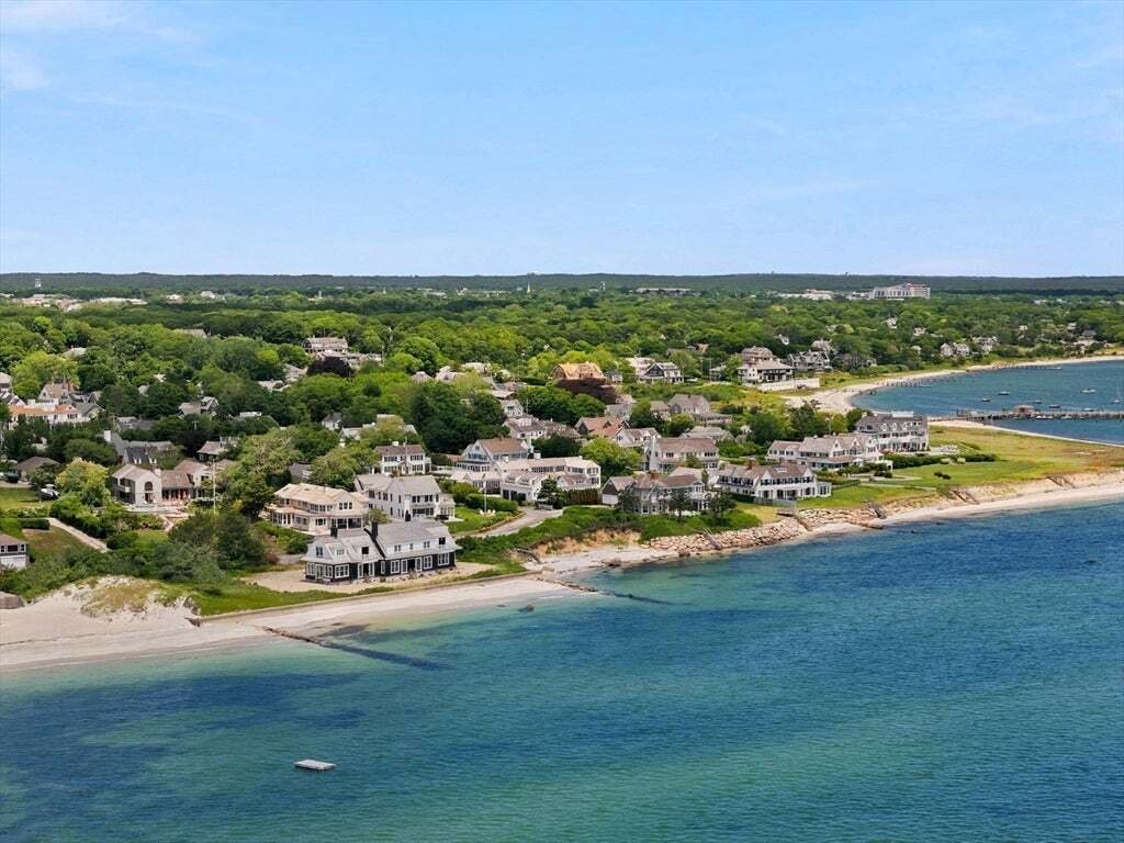 House in Barnstable, Massachusetts, United States 5 - 18224683