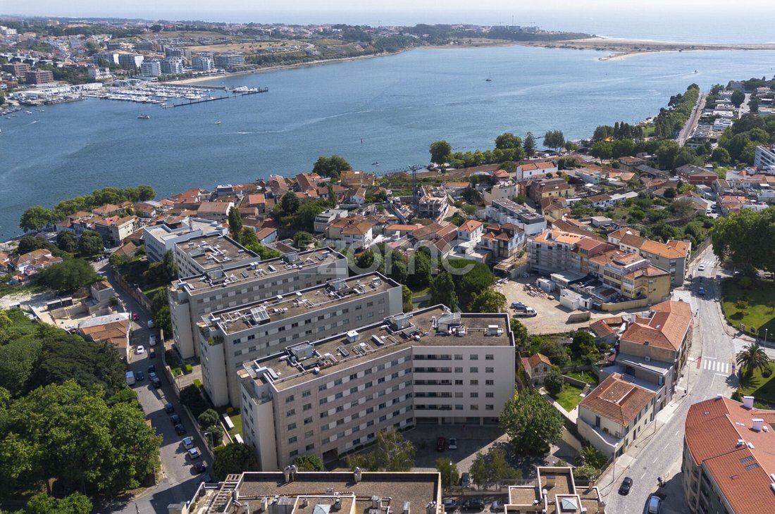 Apartment in Lordelo do Ouro e Massarelos, Porto District, Portugal 3 - 18227633