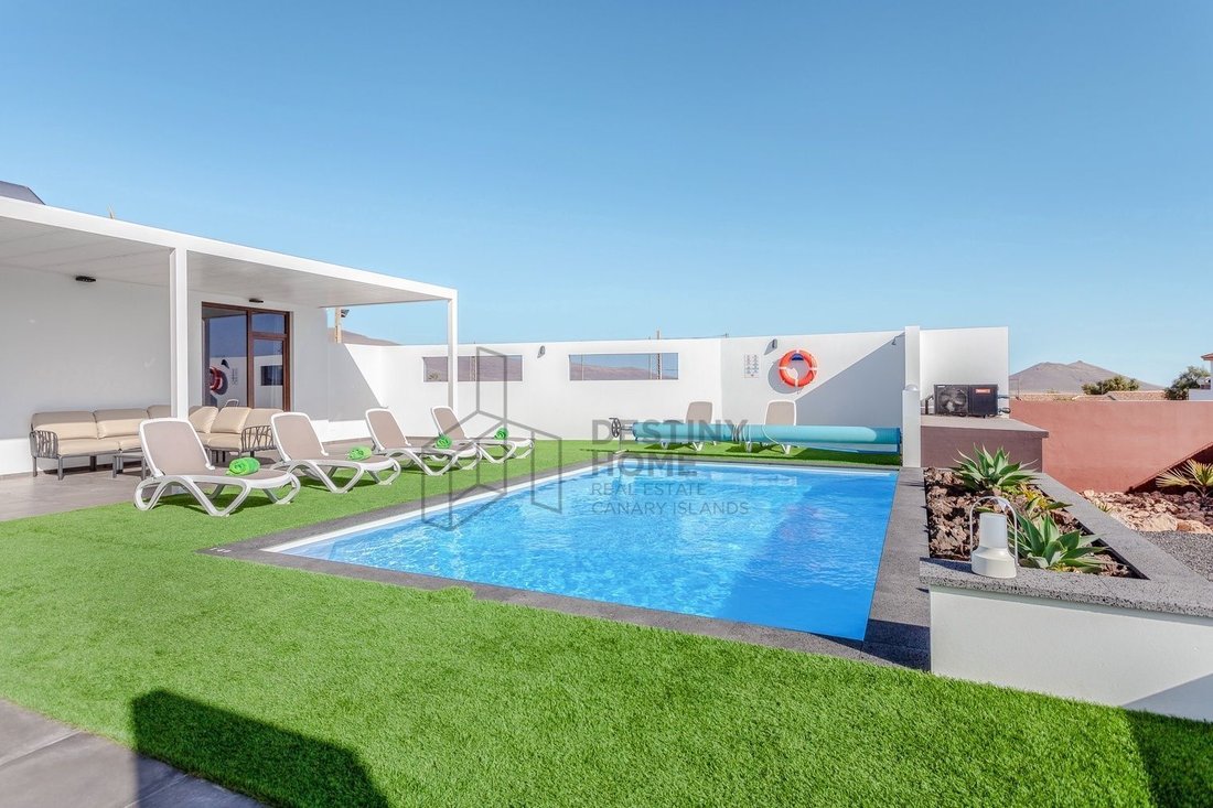 Villa in Antigua, Canary Islands, Spain 2 - 18225993