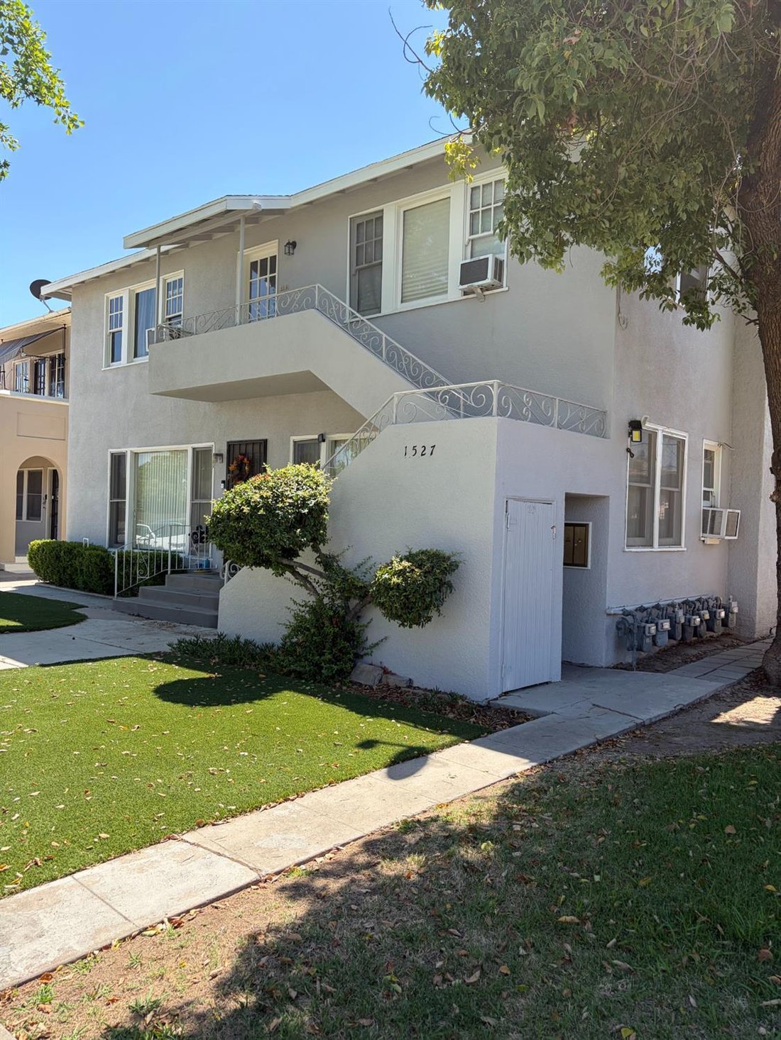 Fresno, California, United States 2 - 18233887