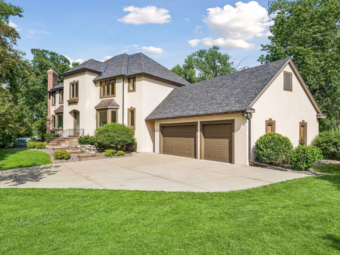 House in Eden Prairie, Minnesota, United States 2 - 18130308