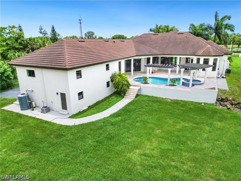 House in Naples, Florida, United States 3 - 18233746
