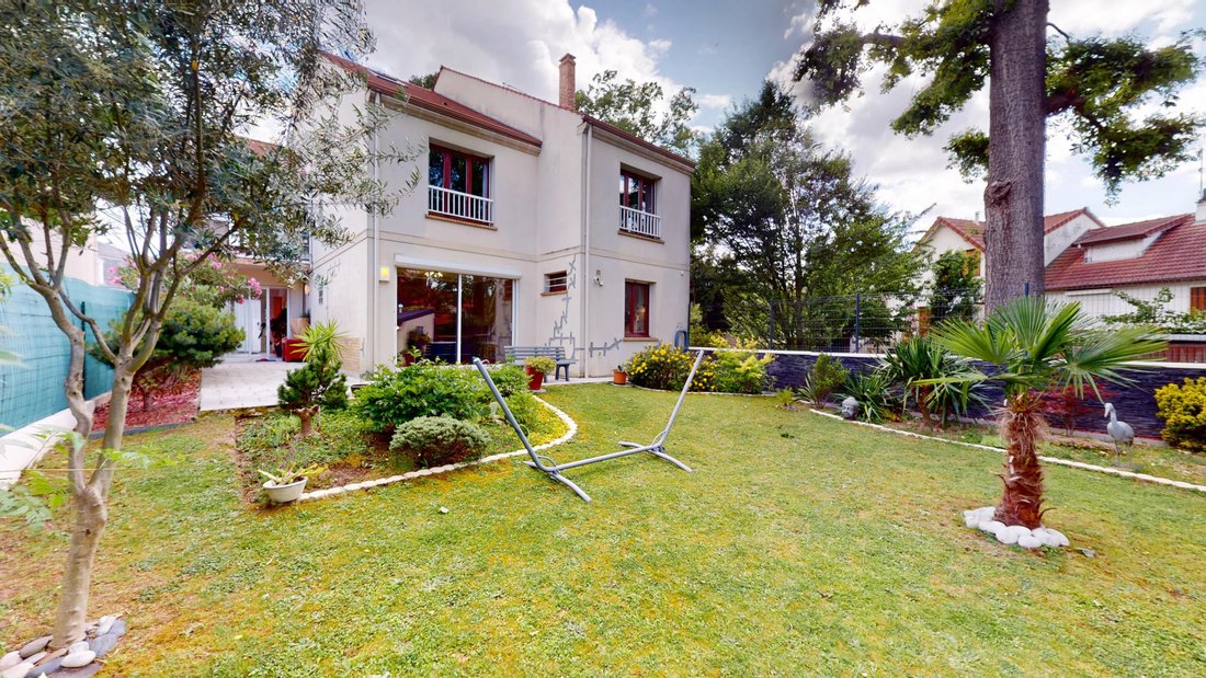 House in Coquetiers Gallieni, Villemomble, France 2 - 18230840