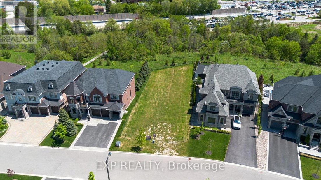 House in King, Ontario, Canada 1 - 18230979