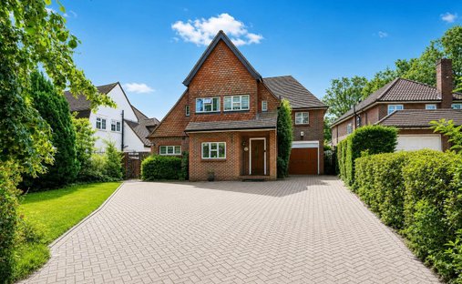 House in Nork, Reigate and Banstead, England 1