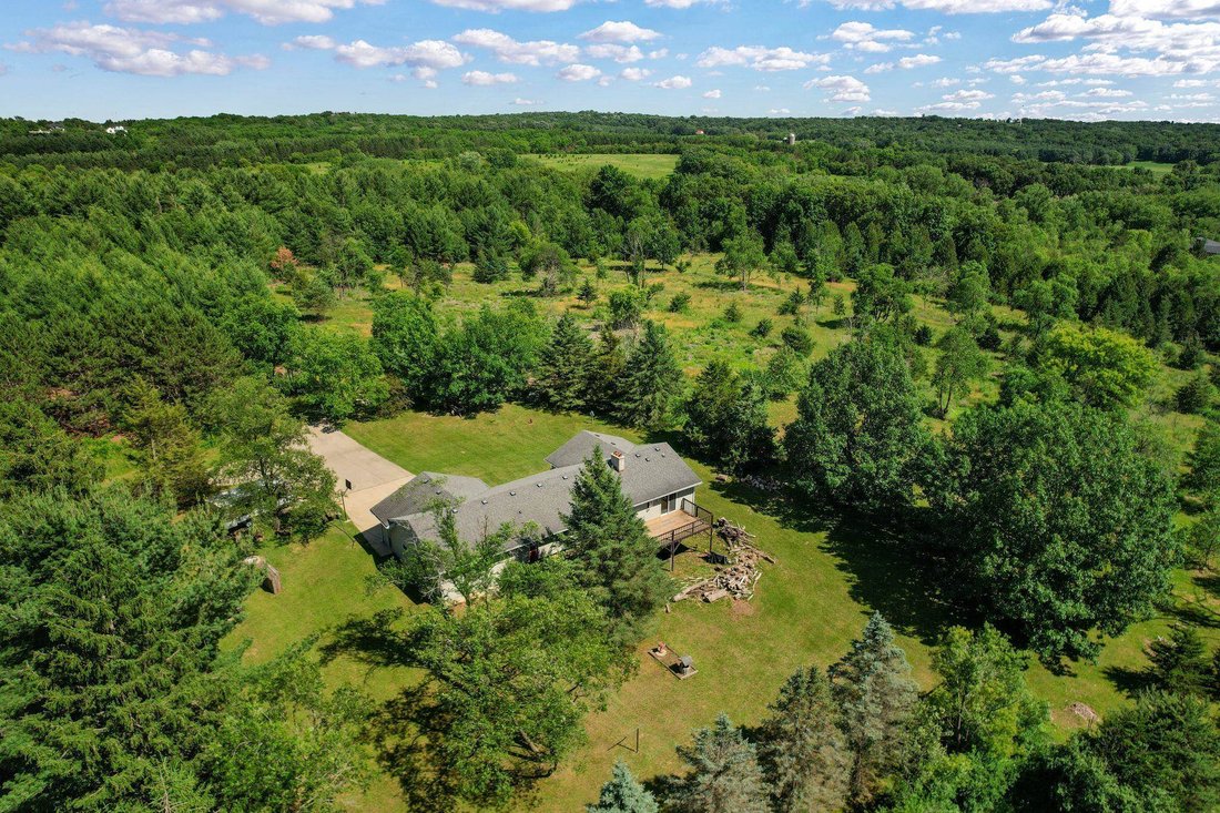 House in Verona, Wisconsin, United States 3 - 18225765