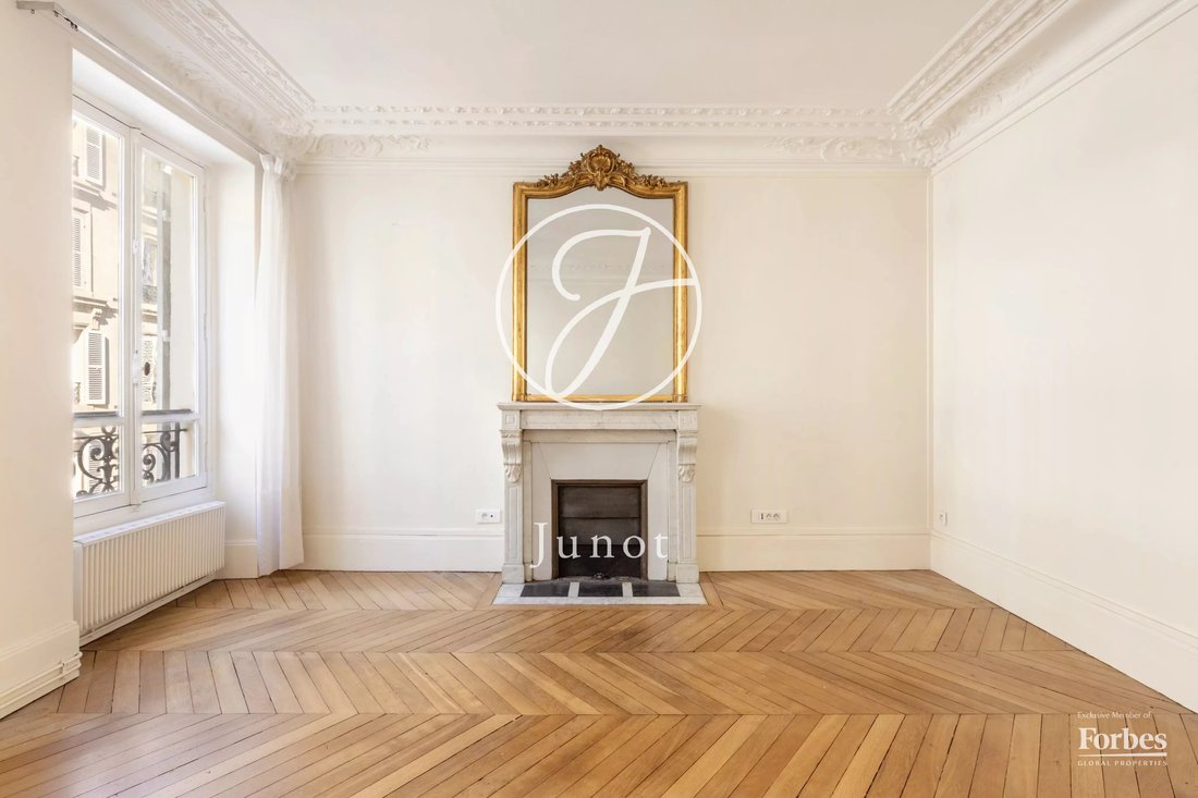 Apartment in Villiers-L. Michel, Levallois-Perret, France 1 - 18224263