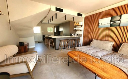 Villa in Grimaud, Provence-Alpes-Côte d'Azur, France 1