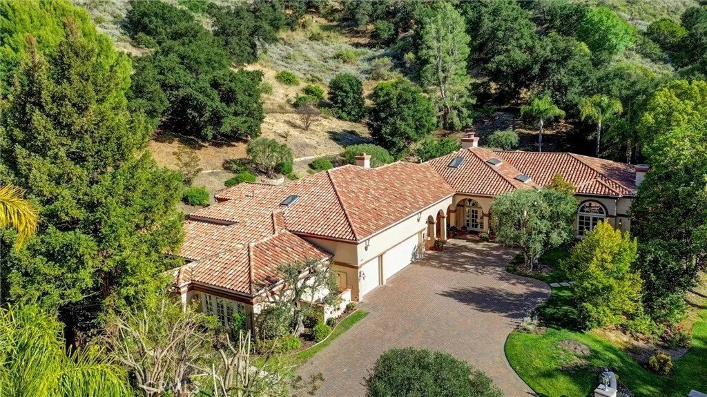 Condo in Thousand Oaks, California, United States 2 - 18229712