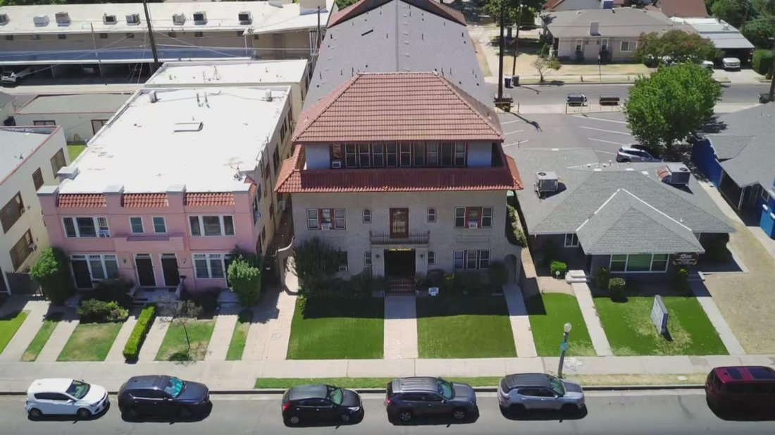 Fresno, California, United States 3 - 18233881