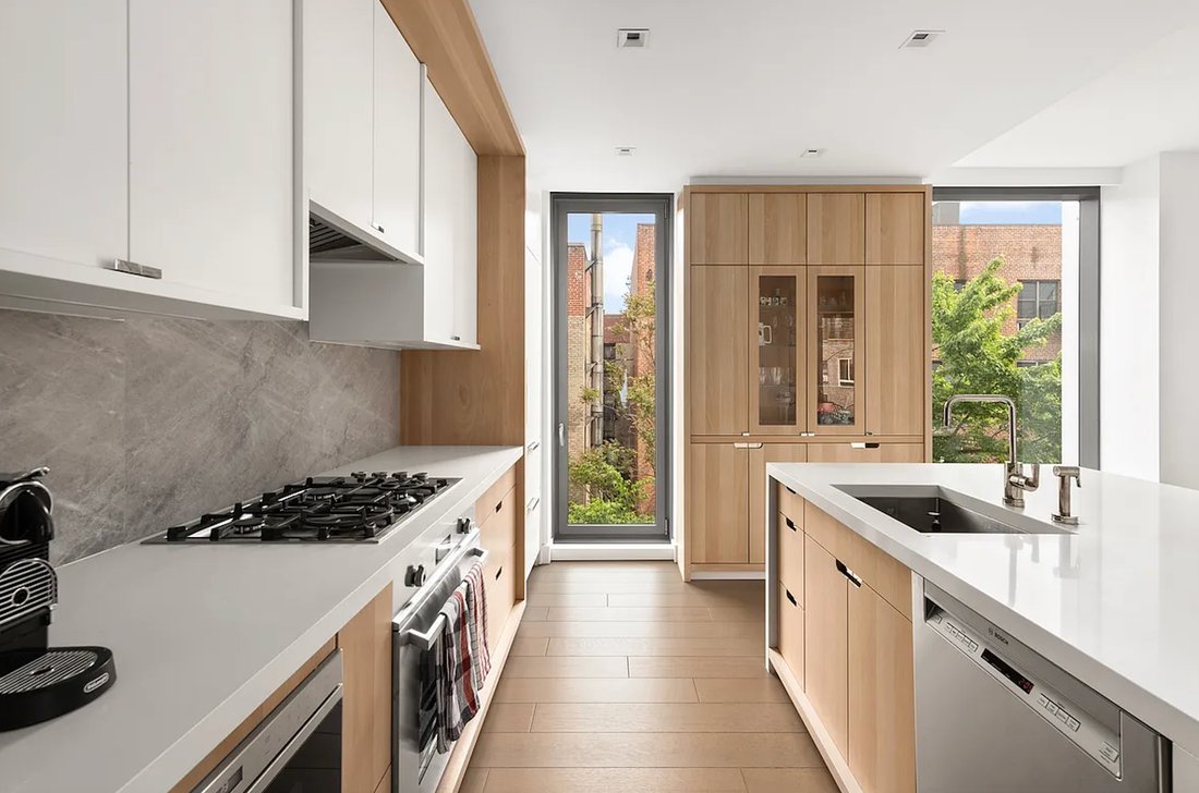 Condo in New York, New York, United States 3 - 18232568