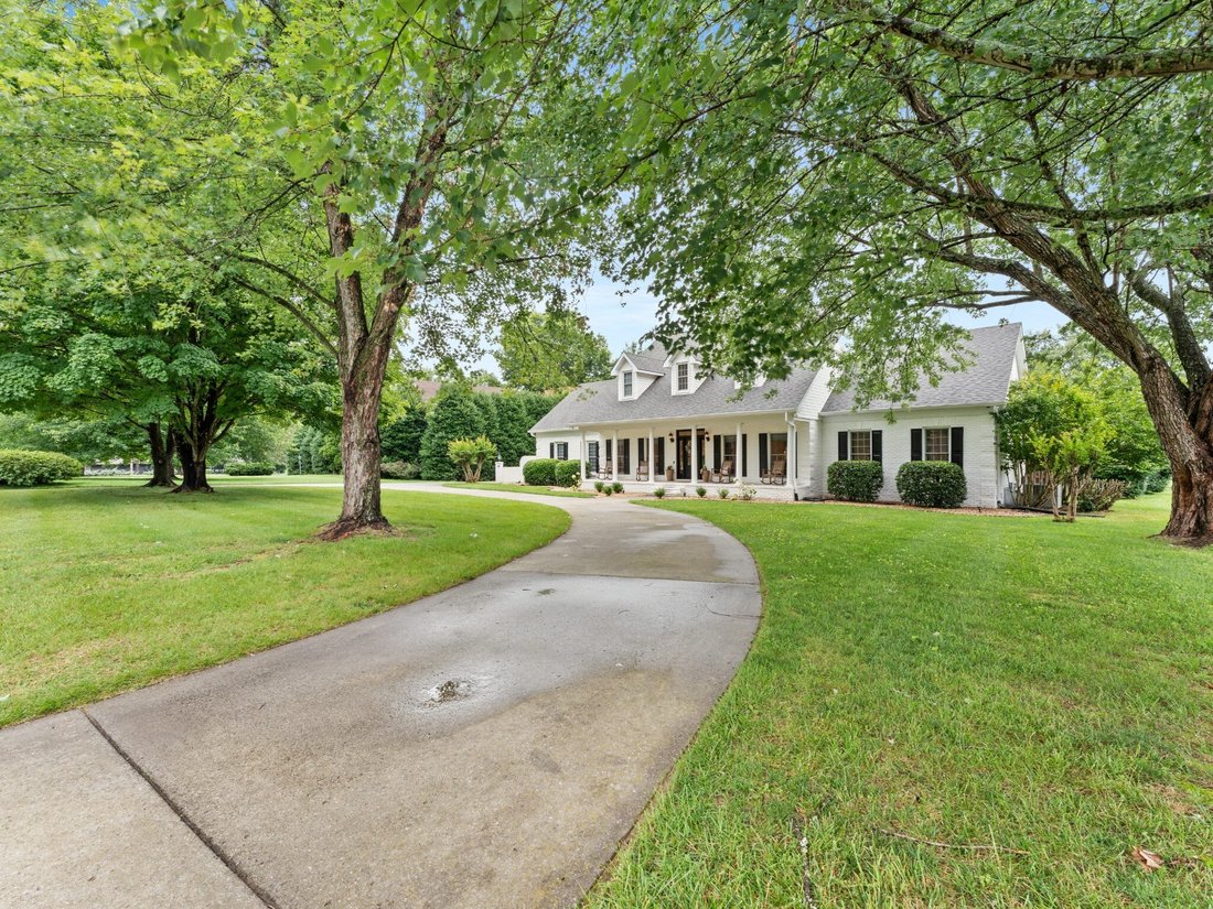 House in Tullahoma, Tennessee, United States 3 - 18226372