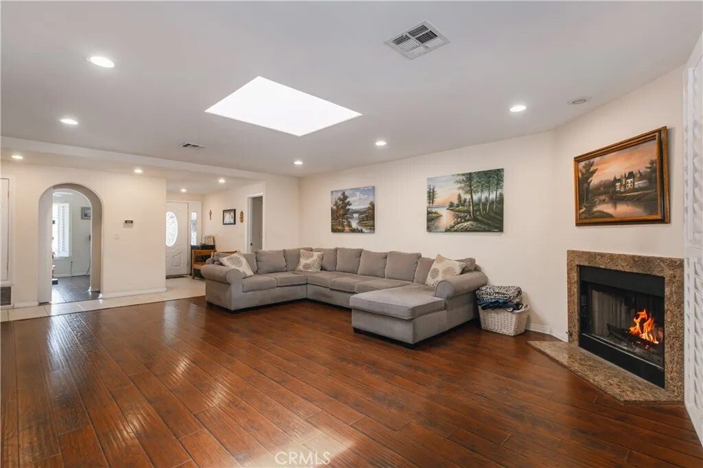 House in Los Angeles, California, United States 4 - 17802857