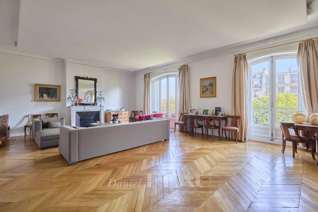 Apartment in Muette Nord, Paris 16e Arrondissement, Paris 1 - 18224264