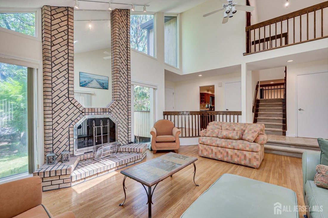 House in North Brunswick Township, New Jersey, United States 3 - 18226911