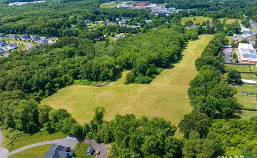 Land in Southington, Connecticut, United States 1