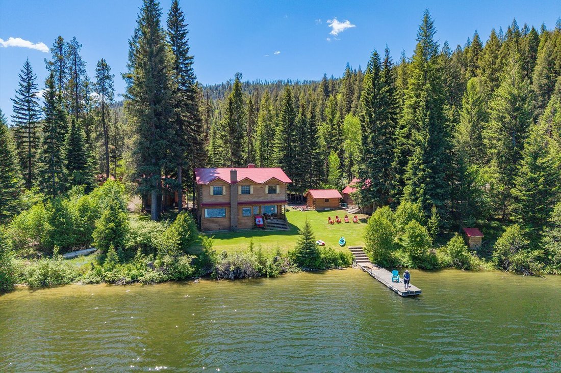 House in Summerland, British Columbia, Canada 2 - 18227112