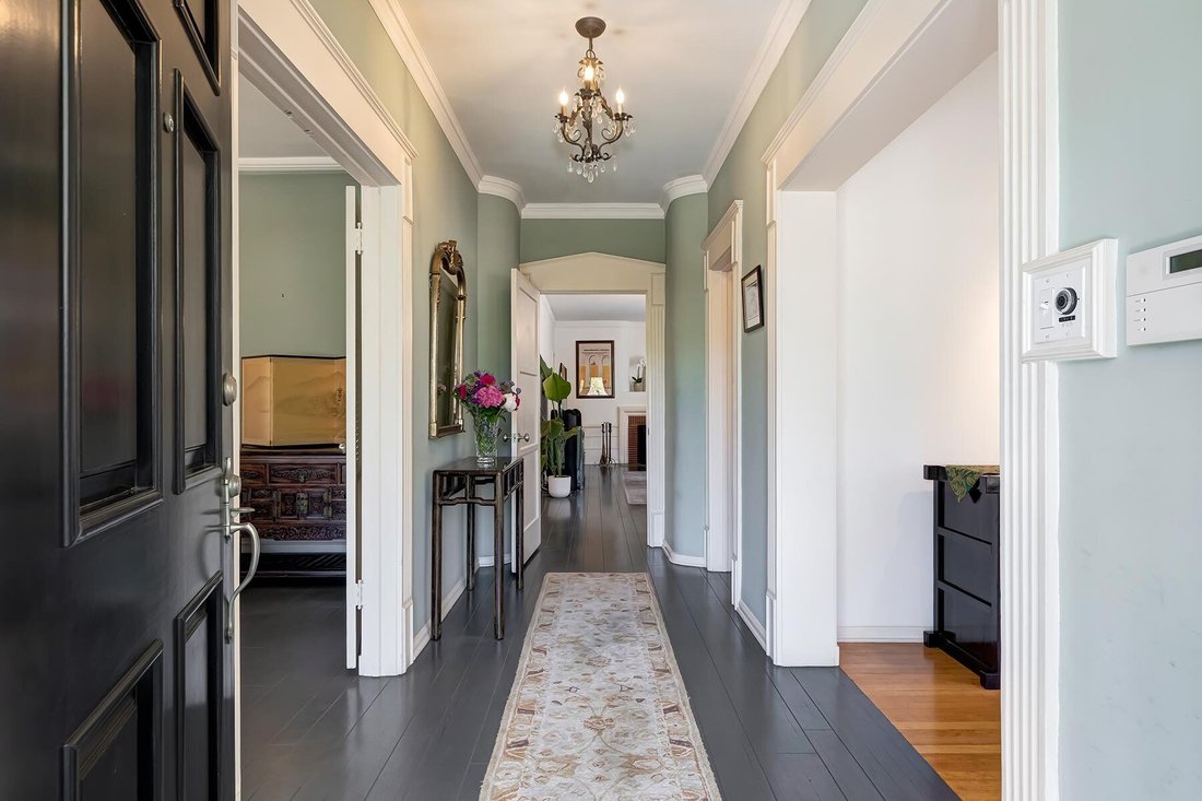 House in Los Angeles, California, United States 1 - 18224055