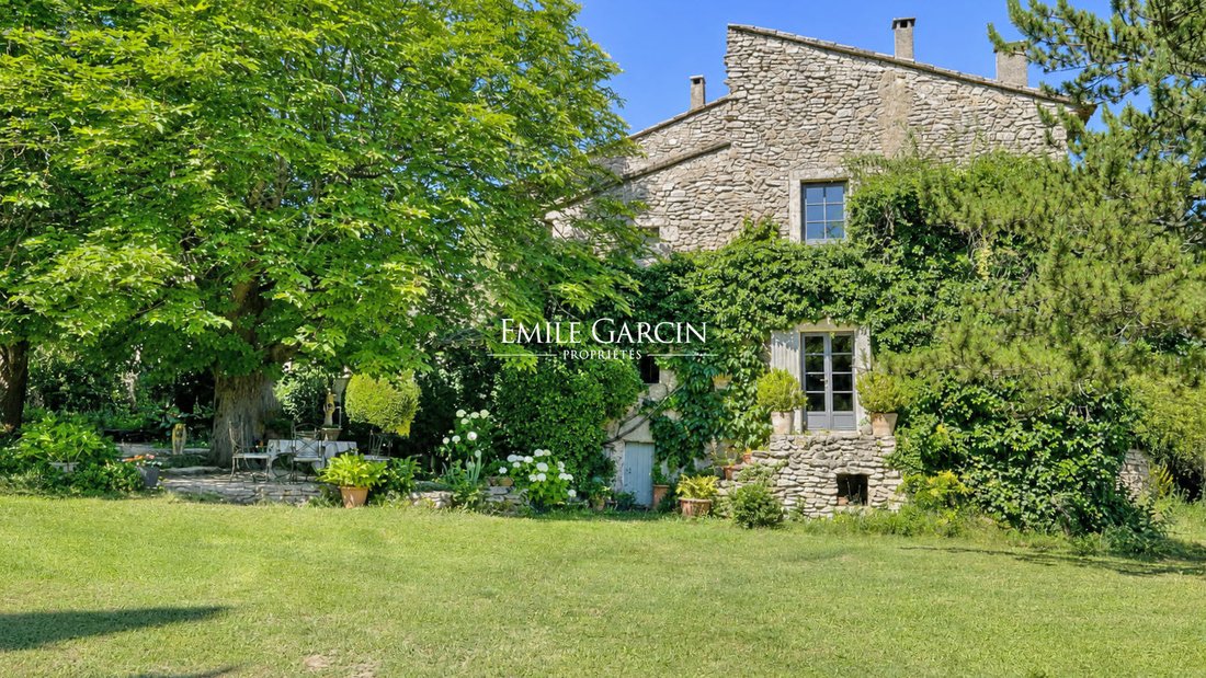 Villa in Bonnieux, Provence-Alpes-Côte d'Azur, France 3 - 18055882