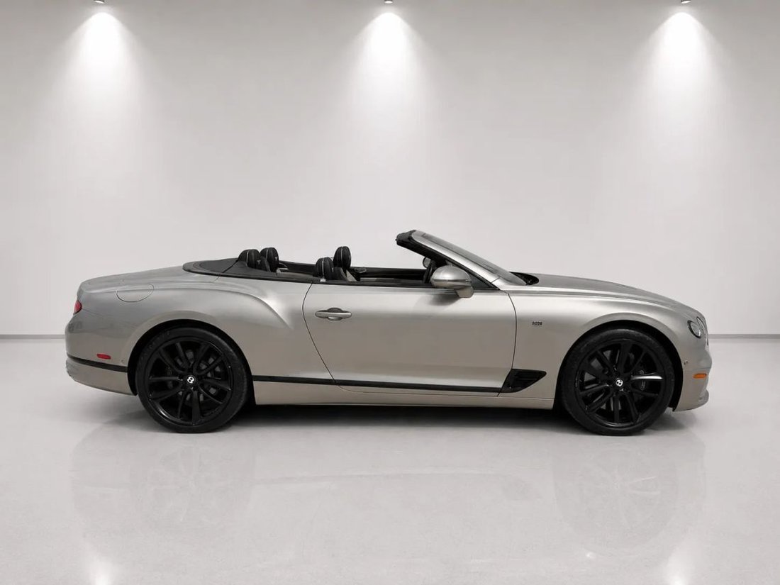Cabriolet in Hollywood, FL, United States 2 - 18228500
