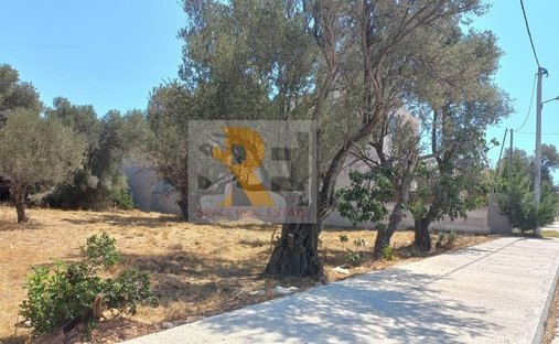 Land in North Athens, Attica, Greece 1