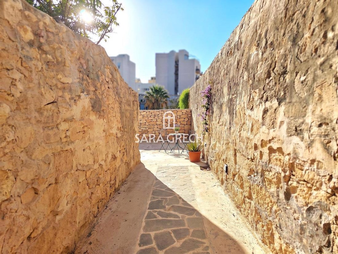 Townhouse in Saint Julian's, Malta 2 - 14313578