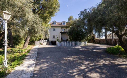 Villa in Atarfe, Andalusia, Spain 1