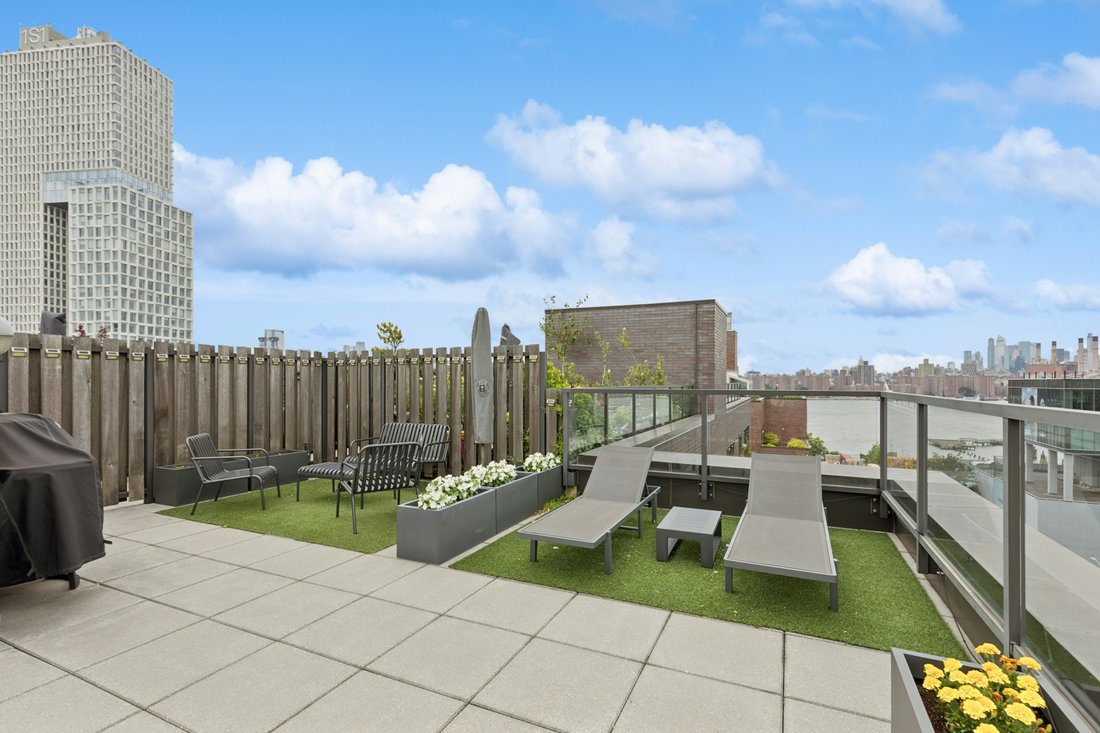 Condo in New York, New York, United States 3 - 18227089
