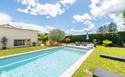 Casa a Anse, Auvergne-Rodano-Alpi, Francia 1