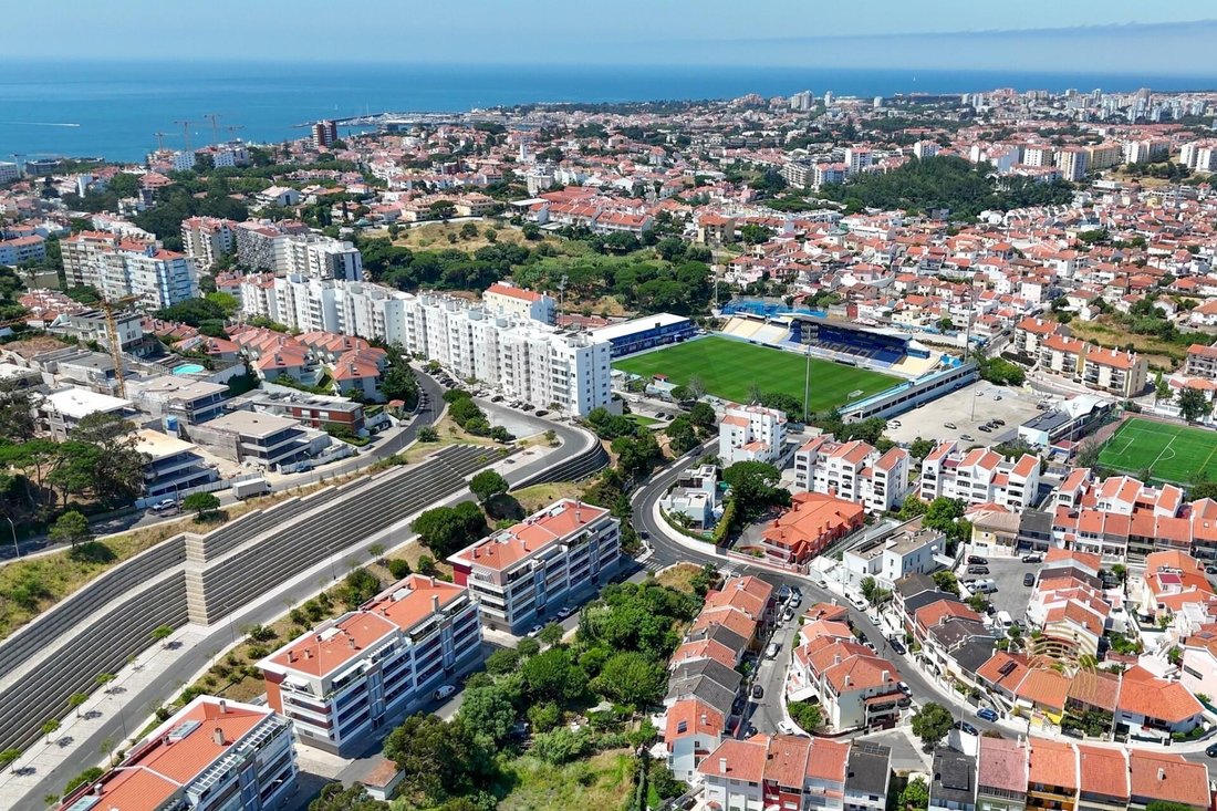 Apartment in Estoril, Cascais e Estoril, Lisbon 4 - 18230372
