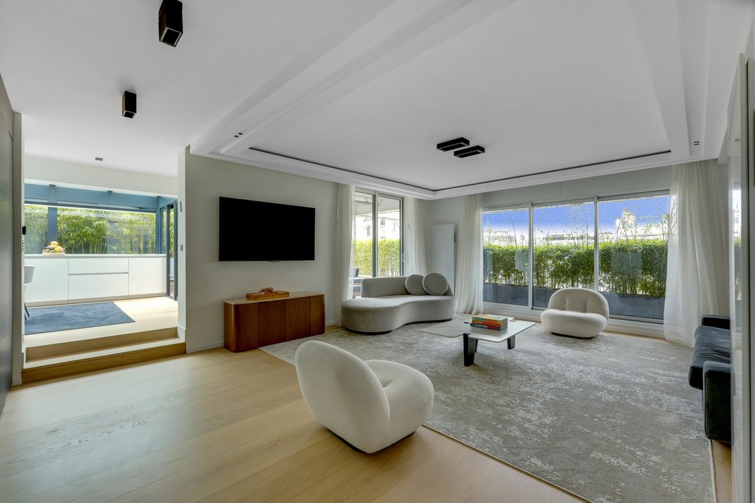 Apartment in La Plaine des Sablons, Neuilly-sur-Seine, France 5 - 18230398