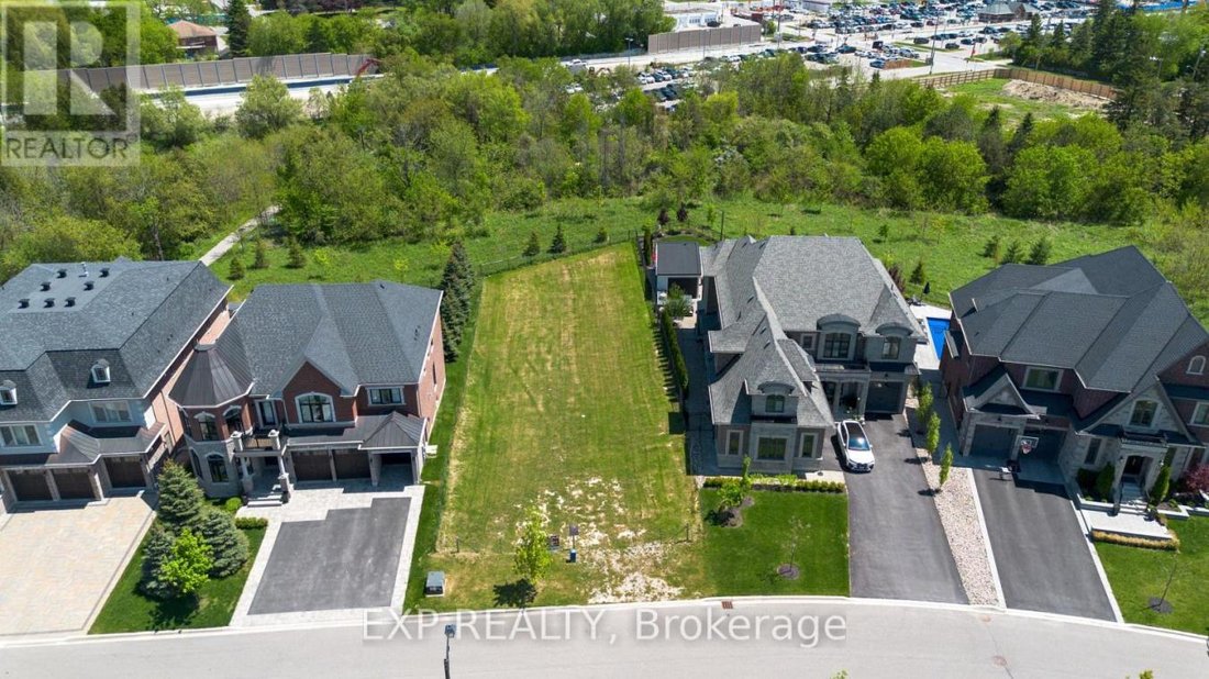 House in King, Ontario, Canada 3 - 18230979