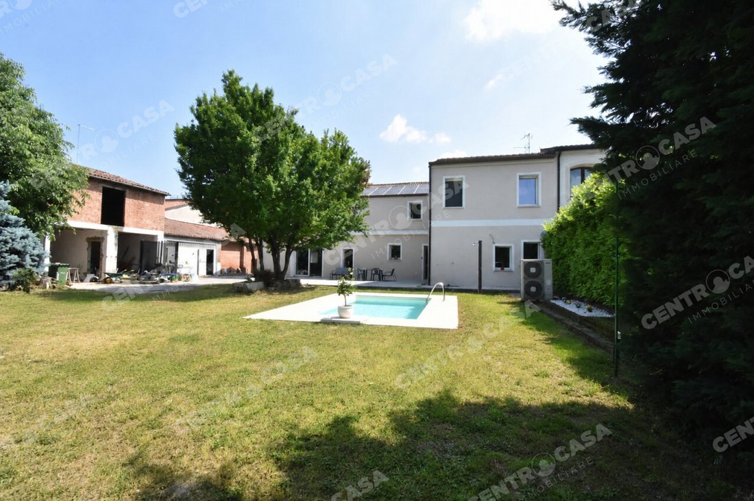 House in Legnago, Veneto, Italy 2 - 18231184