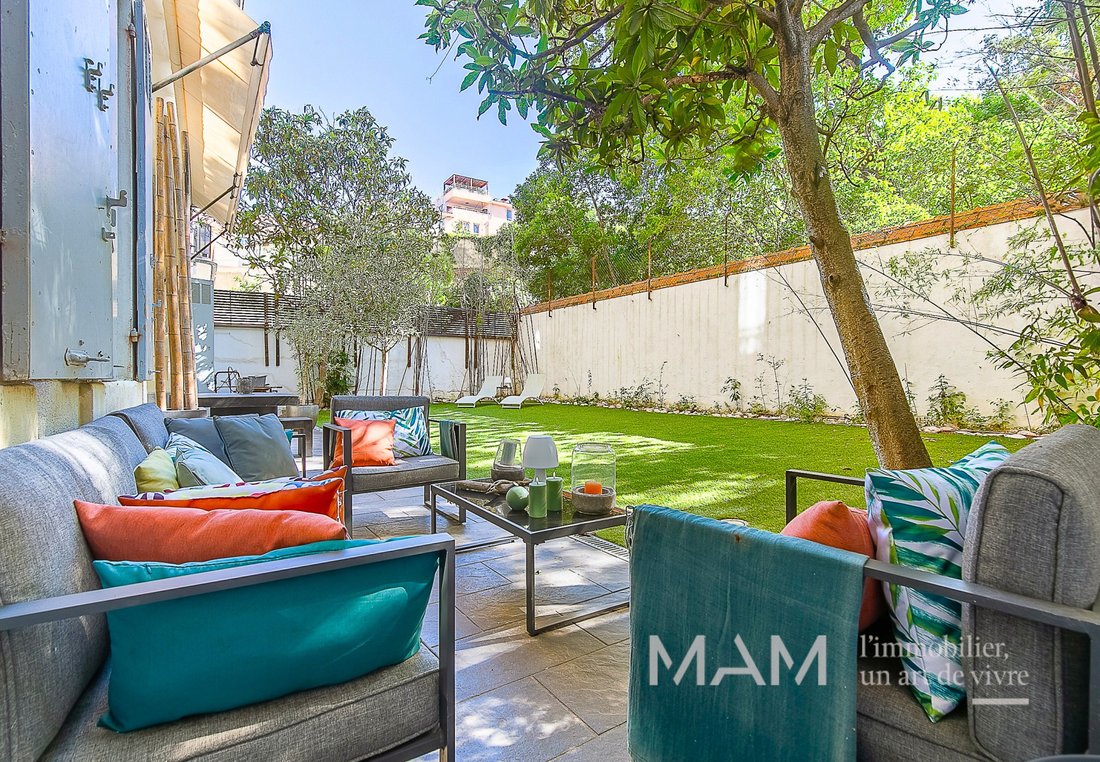 Apartment in Castellane, 6e Arrondissement, Marseille 5 - 18230405