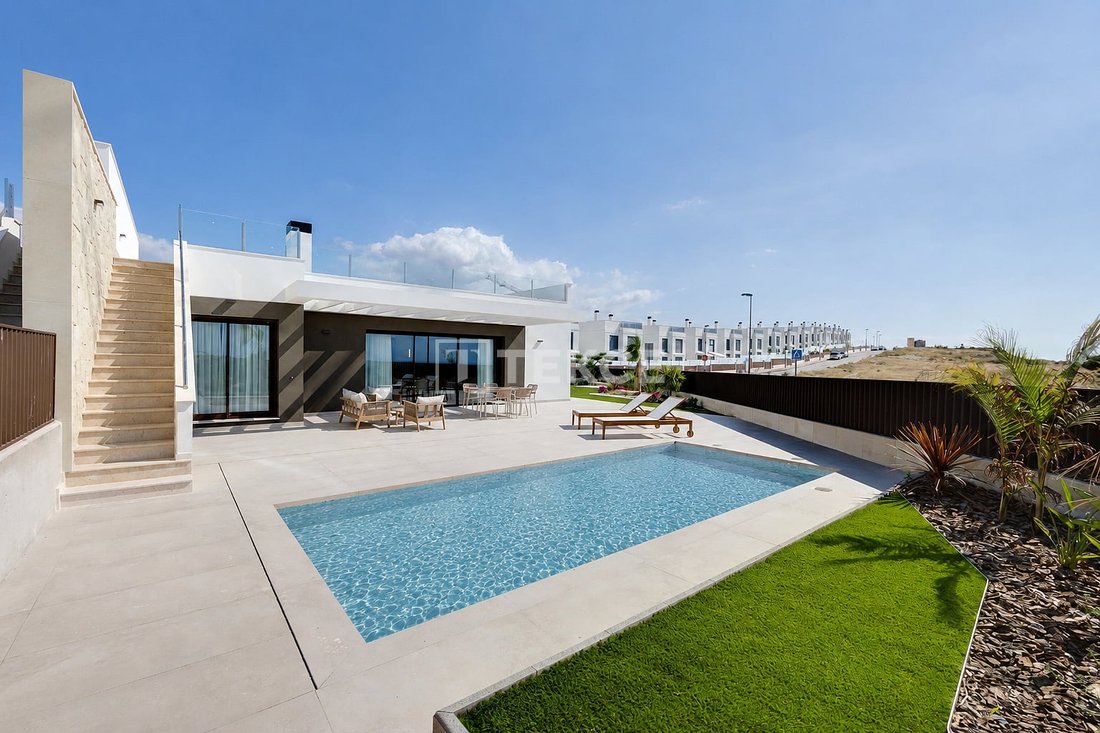 Villa in Mutxamel, Valencian Community, Spain 3 - 18227410