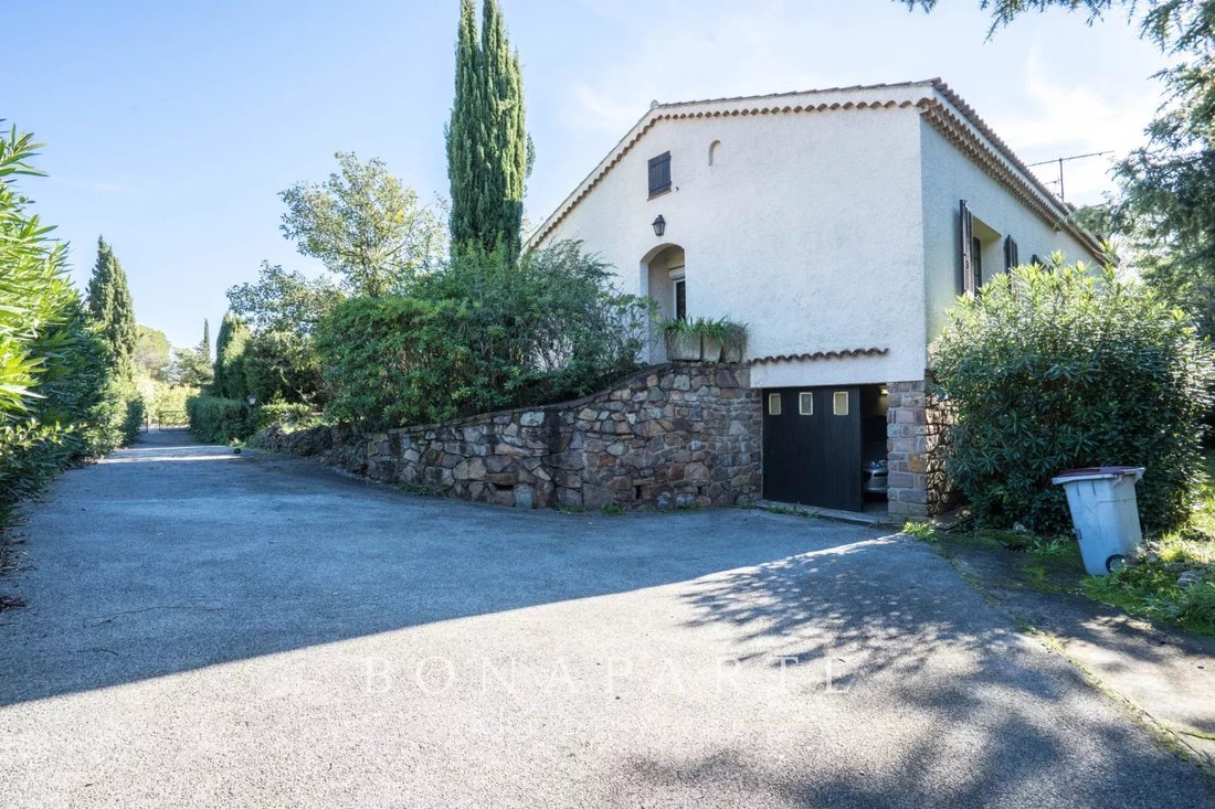 House in Valescure-Vaulongue-Clair Bois-Vallon Suveret, Saint-Raphaël, France 4 - 18224245