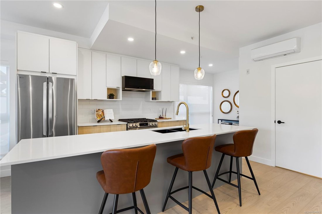 Condo in Langford, British Columbia, Canada 5 - 18230597