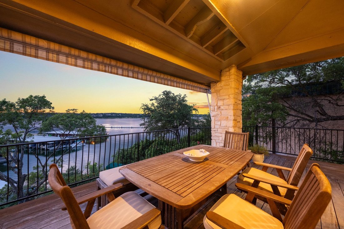 House in The Hills, Texas, United States 1 - 18229096