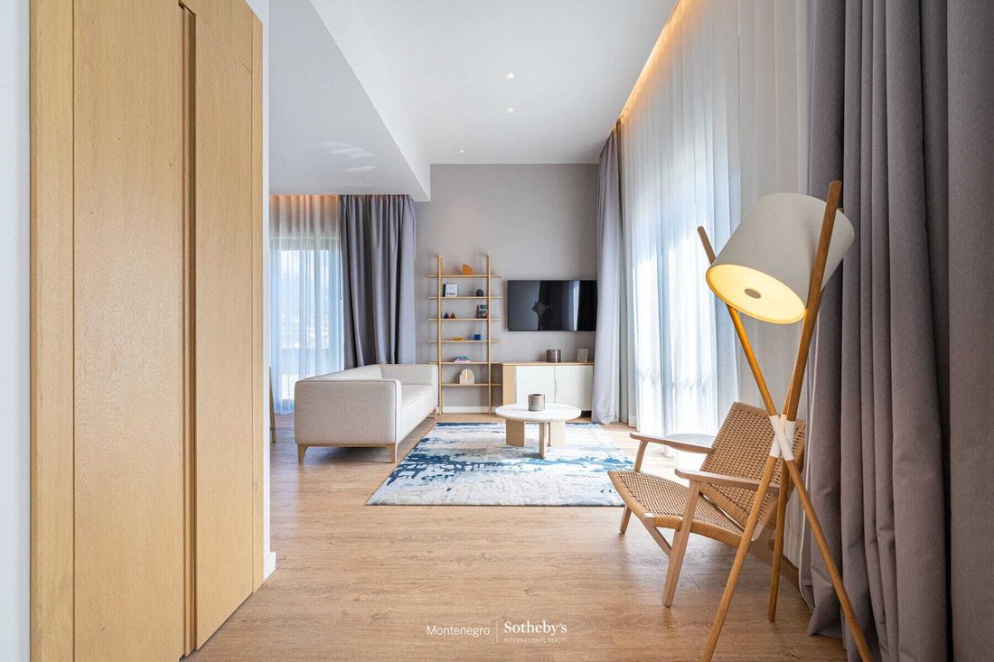 Apartment in Tivat, Tivat Municipality, Montenegro 3 - 18224100