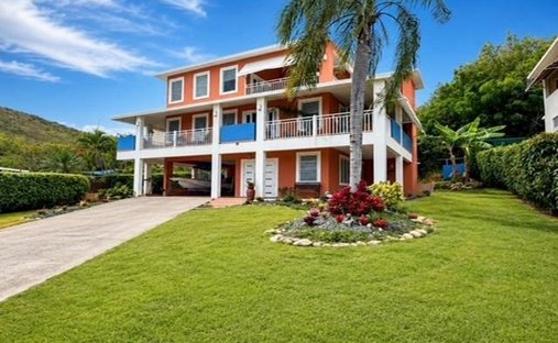 House in La Parguera, Lajas, Puerto Rico 1