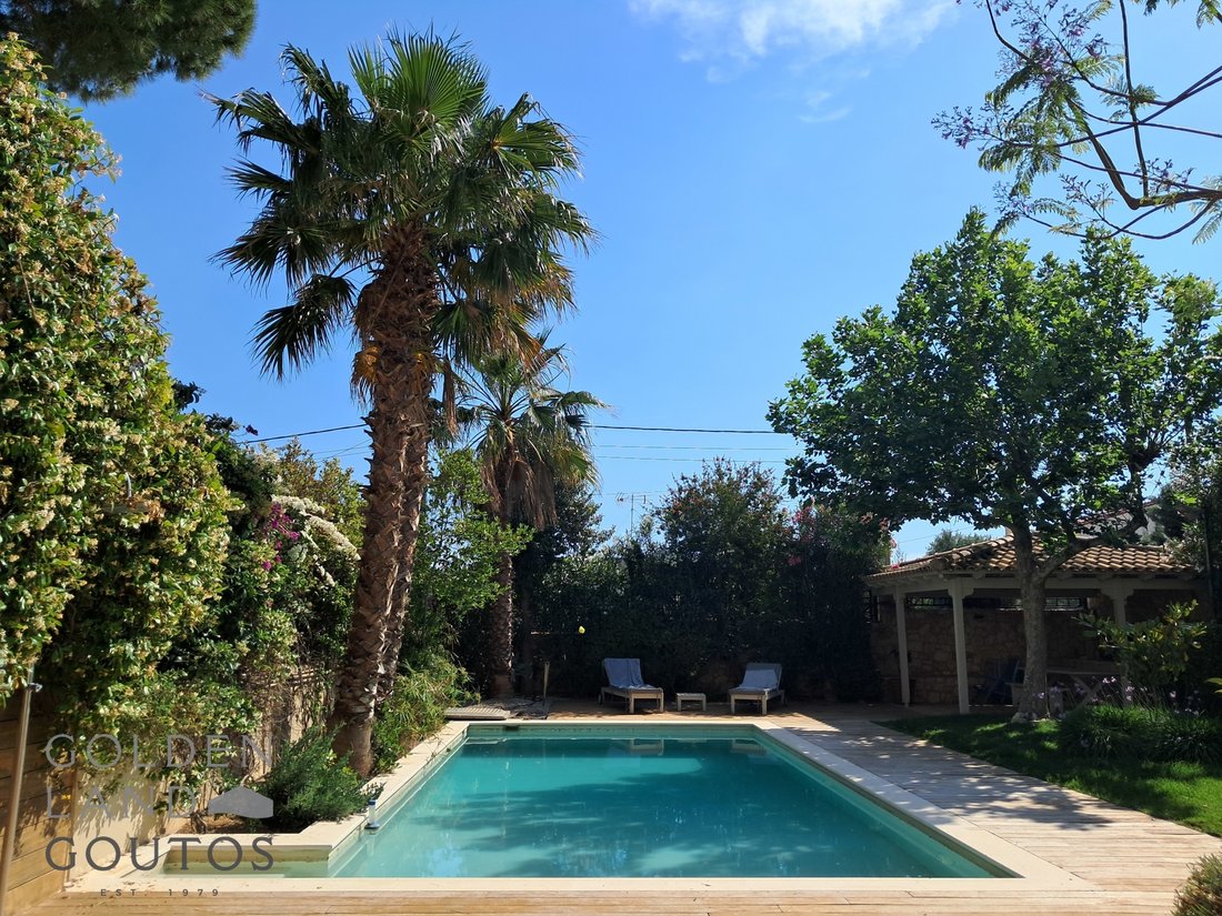 Villa in Kalyvia Thorikou, Attica, Greece 3 - 18232053